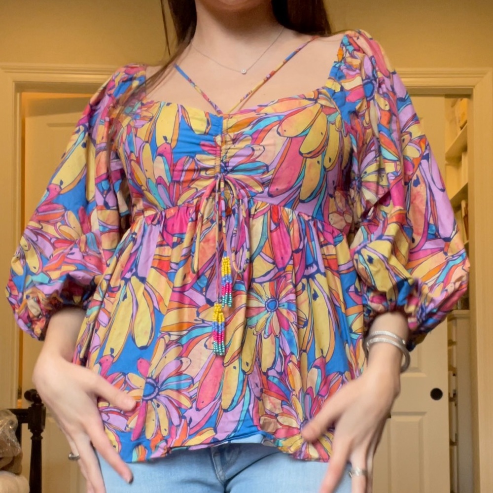 FARM RIO multi pattern top. Size Xs.